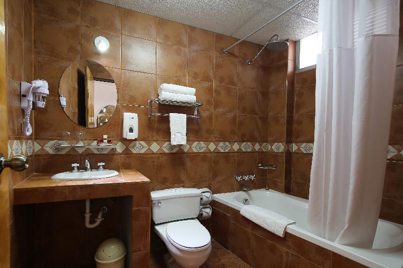 Casa Andina Standard Puno Hotel Buitenkant foto